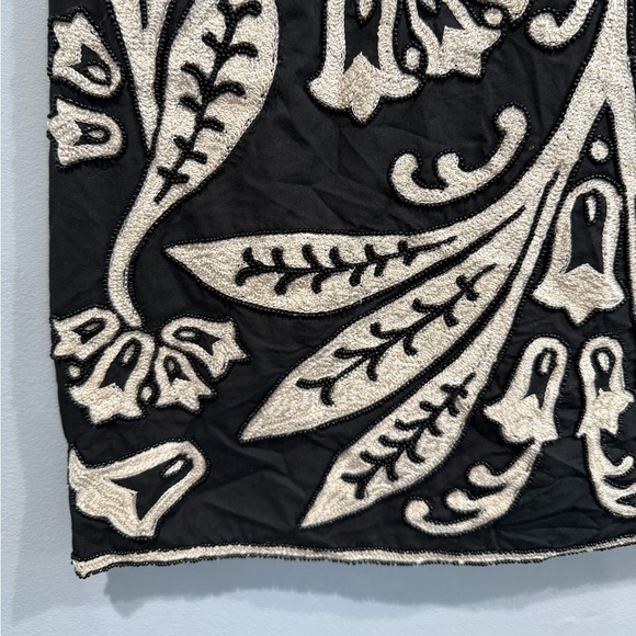 French Connection Black & Beige Embroidered Dress Size 10 - Picture 4 of 12